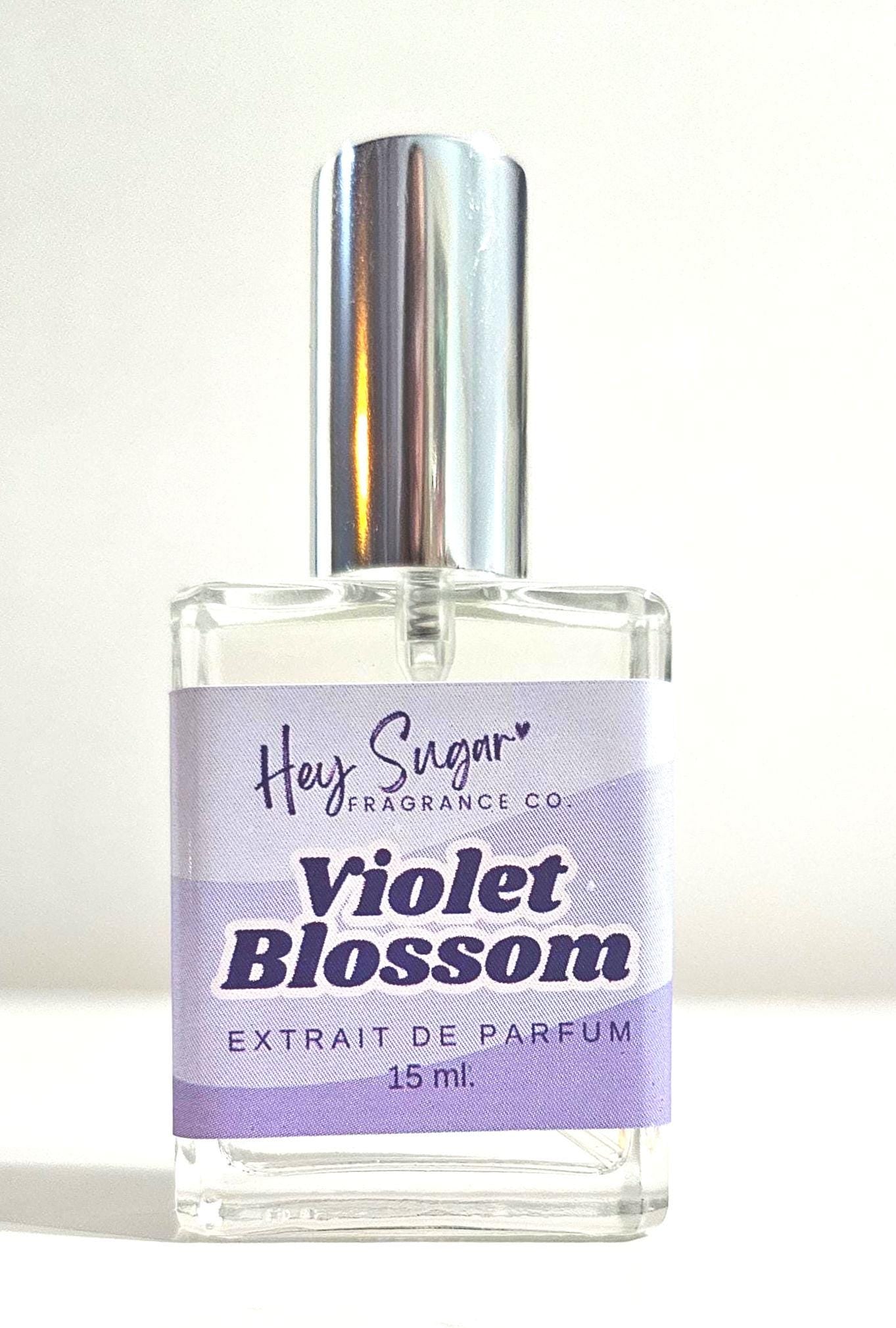 Violet Blossom Perfume – Powdery Soft Floral Elegance